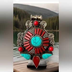 Vintage and stunning handmade Tibetan silver pendant inlaid with Turquoise&Coral